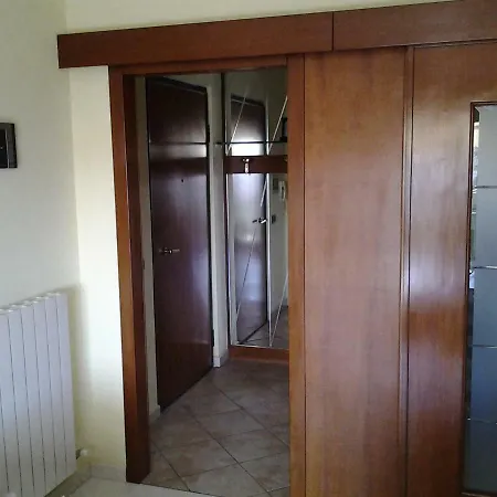 House Le Mimose דירה לצ'ה