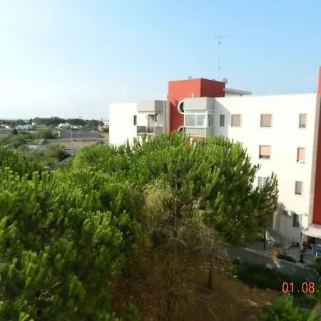 House Le Mimose לצ'ה