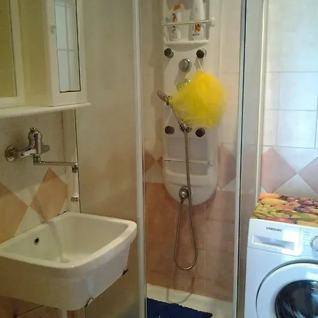 House Le Mimose דירה לצ'ה